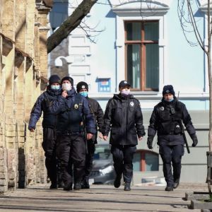 Поліція перевірятиме дотримання 14-денної самоізоляції українцями, які повернулися з-за кордону