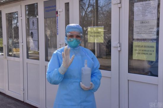 У лікарні Житомира на коронавірус захворіло п'ять медичних працівників