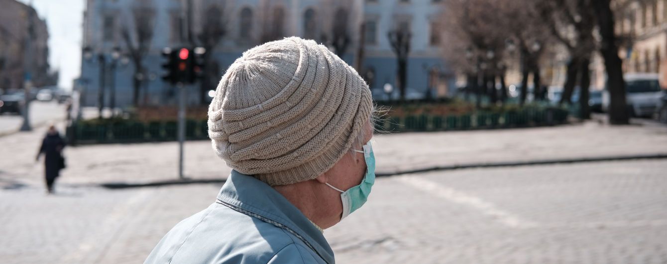 Кількість заражених коронавірусом в Україні перевалила за 350 осіб, смертей уже дев'ять