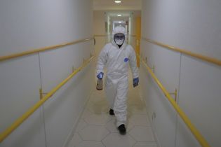 В Испании резко снизилась смертность от коронавируса: в последний раз такое количество было две недели назад