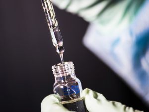 Рівень безпеки українських лабораторій, які фінансують США, не дозволяє розробляти біологічну зброю