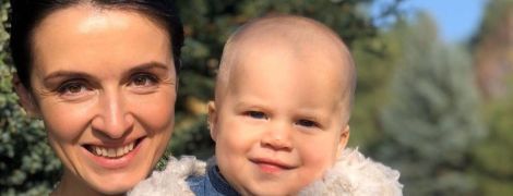 Валентина Хамайко умилила забавным фото чумазого годовалого сына