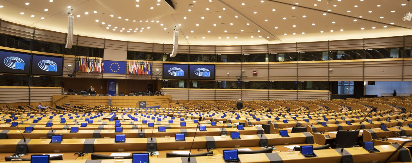У Європарламенті ініціюють проведення дебатів щодо підтримки України у військовому сенсі та політично