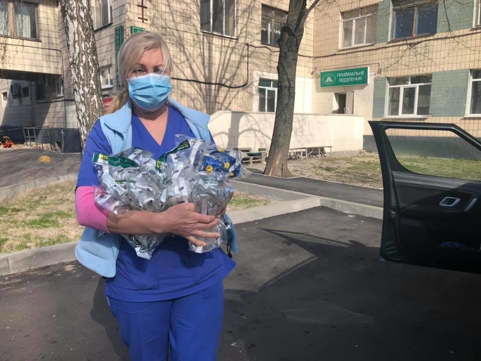 допомога волонтерів лікарням, інтерв'ю 4