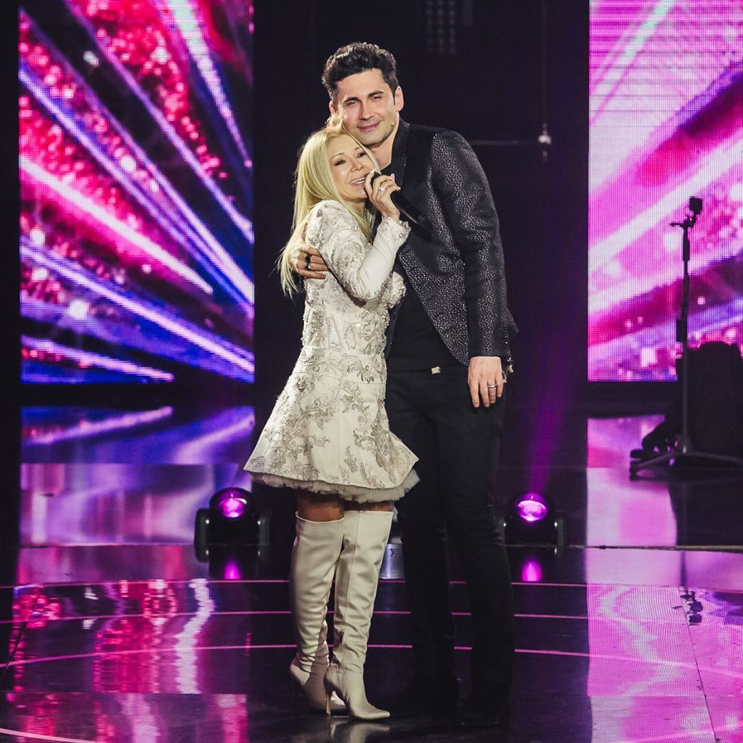 Дан Балан з мамою