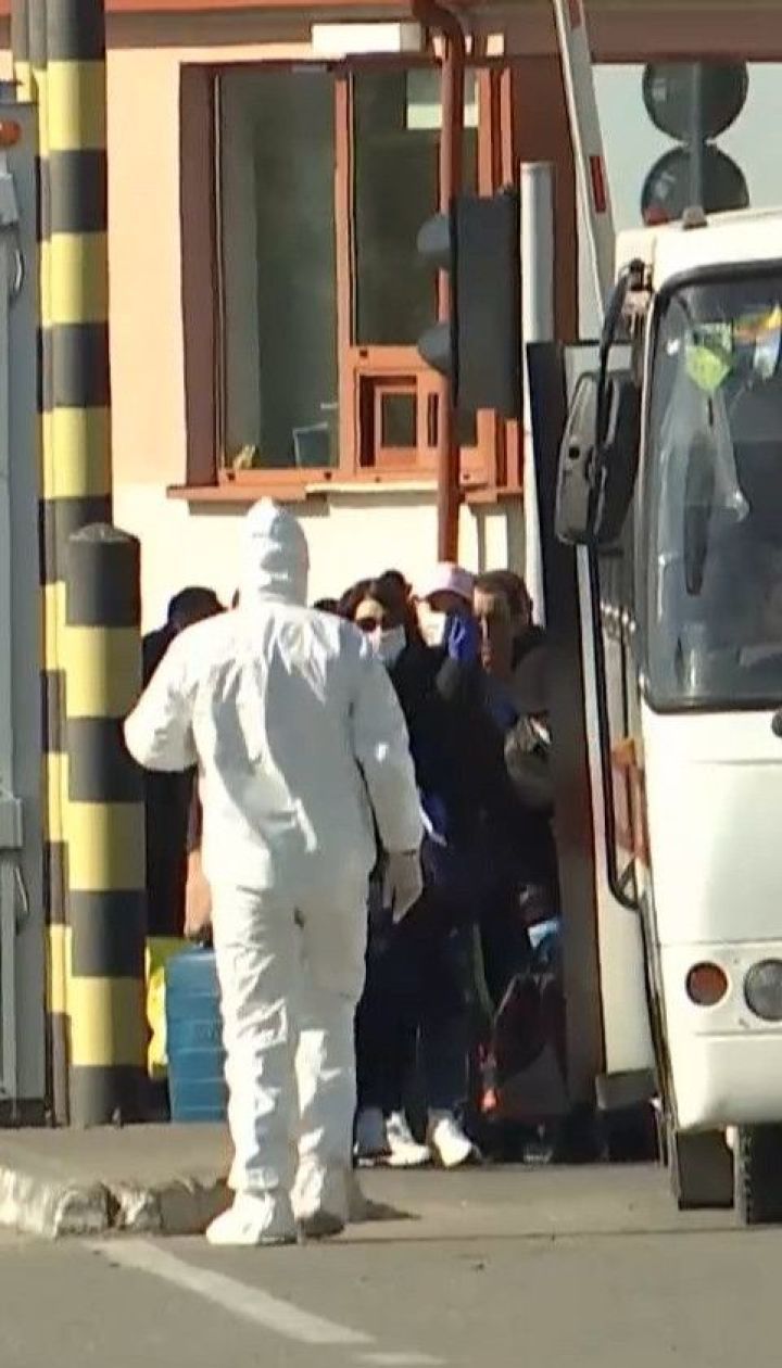Во Львовской области тем, кто приезжает из-за рубежа, предлагают самоизолироваться дома