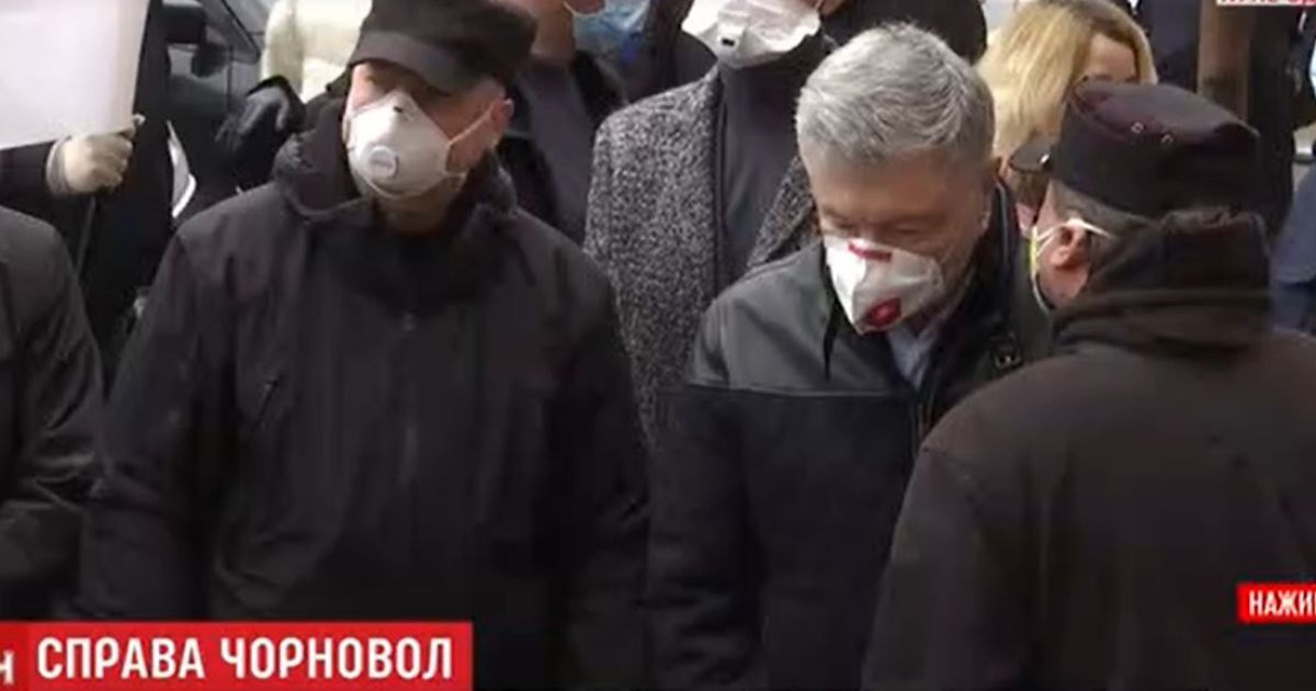 Порошенко и Турчинов пришли поддержать Чорновол на суде