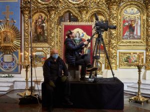 Святково, карантинно: фотопроєкт The Gate Agency про Великдень 2020 в Україні