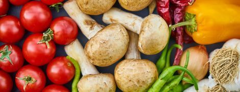 Цикорій, румбамбар та сало: які продукти допоможуть скинути набрані на карантині кілограми