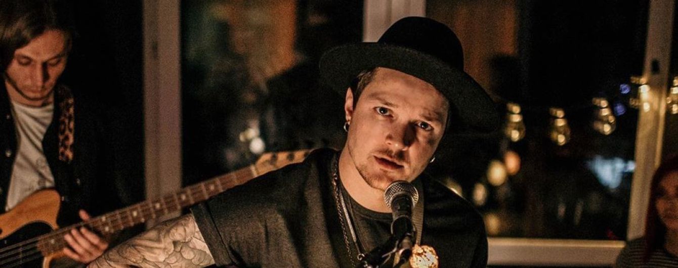 Женя Галич показав підрослого сина та чуттєво привітав його з триріччям