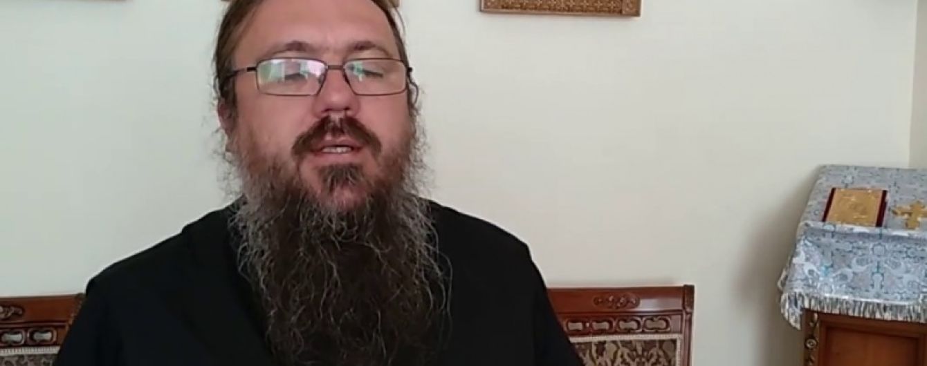 У Чернівцях "заражений коронавірусом" священник спеціально прийшов до редакції ЗМІ, аби її закрили на карантин
