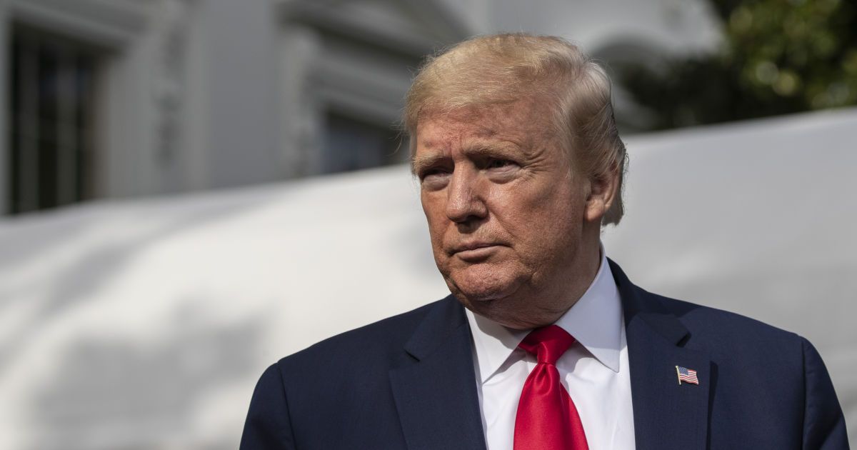 Трамп прокомментировал появление лидера КНДР Ким Чен Ына после его дли