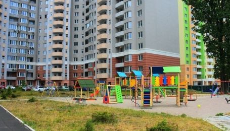 Под Киевом, где более 3 тысяч семей 4 дня просидели без света и воды, возобновили электроснабжение
