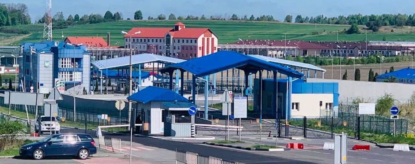 У Польщі назвали дату, коли планують відкрити кордони