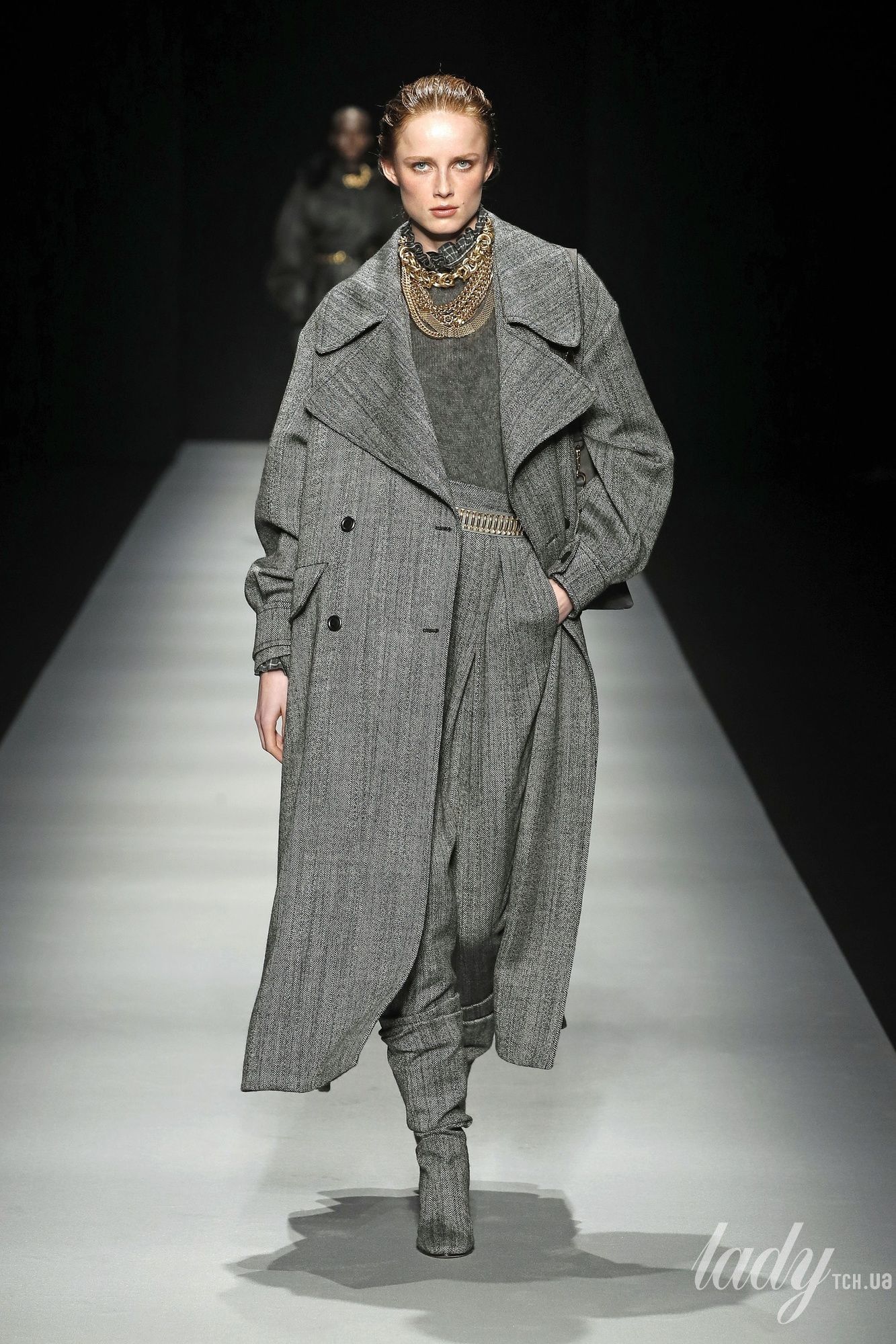 Коллекция Alberta Ferretti прет-а-порте сезона осень-зима 2020-2021_4