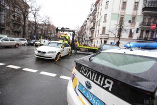 У Києві під час карантину евакуювали понад 8,5 тисяч авто