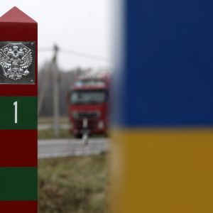 Затриманих у Мінську українських журналістів депортували до Одеси