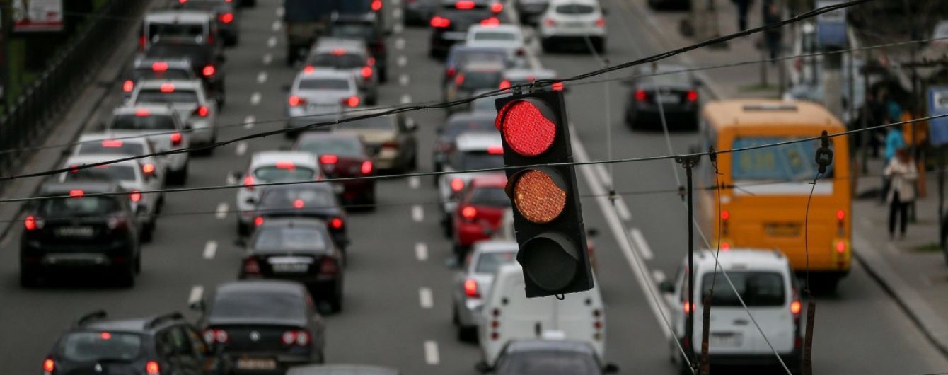 Украинским водителям напомнили об изменениях штрафов за нарушение ПДД