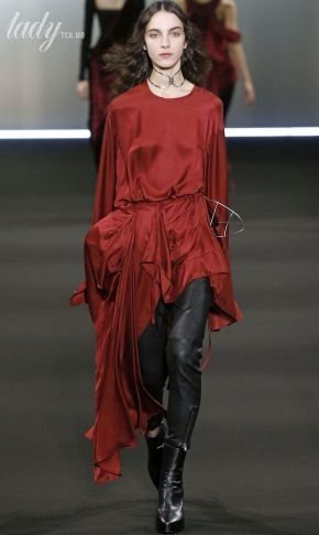 Прямокутні вирізи і прикраси з дроту в колекції Ann Demeulemeester осінь-зима 2020-2021