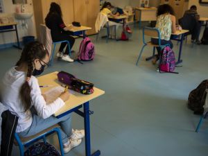 Шмигаль розповів, чи відновлять школи навчання у вересні