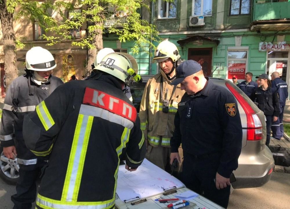 завалився будинок в Одесі_1