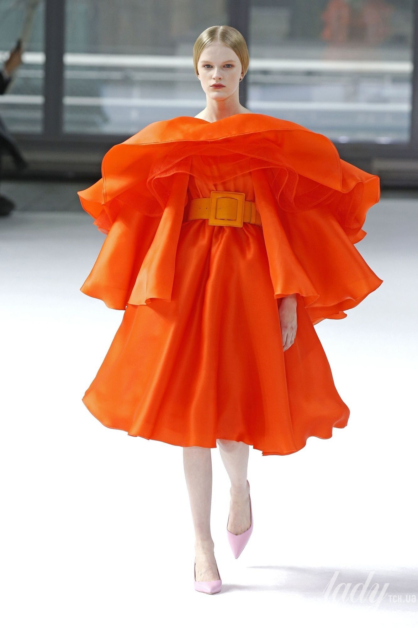 Коллекция Carolina Herrera прет-а-порте сезона осень-зима 2020-2021_35