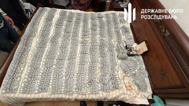 У Києві затримали трьох посадовців Голосіївського ТЦК та трьох цивільних, які допомагали ухилянтам