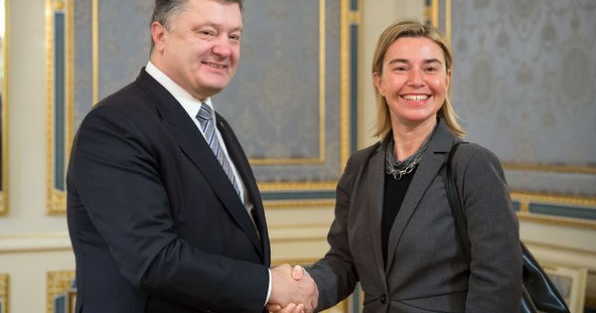 Могерини заявила, что позиция ЕС относительно санкций против Российской Федерации остается неизменной