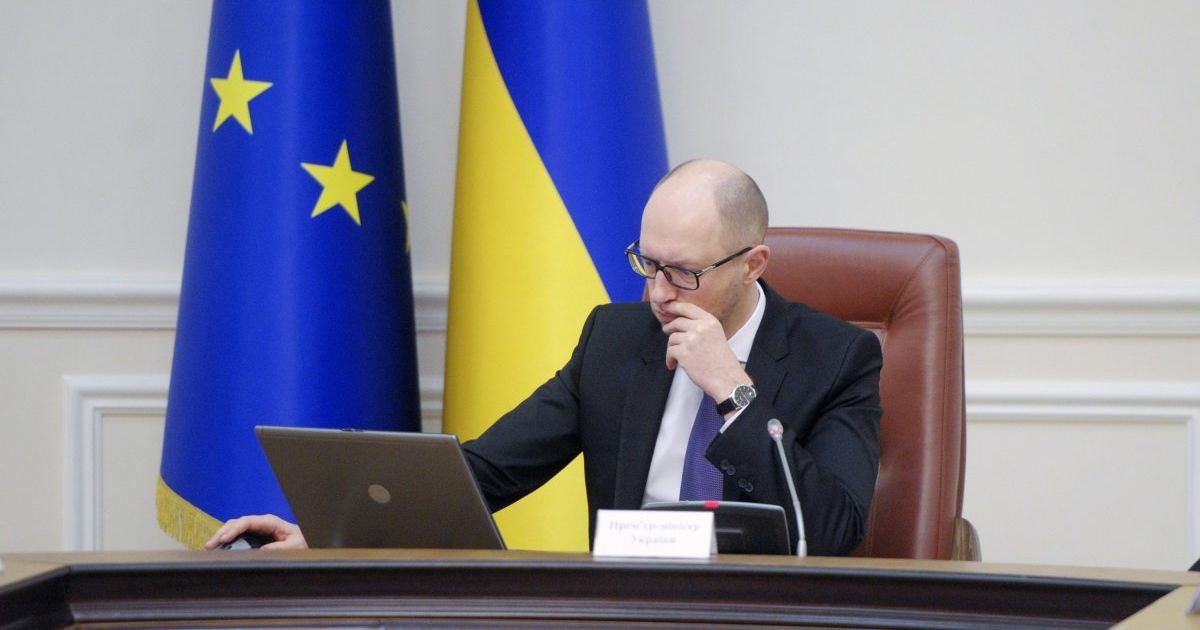 Яценюк убеждает, что готов на все ради нового Кабмина, коалиции и реформ