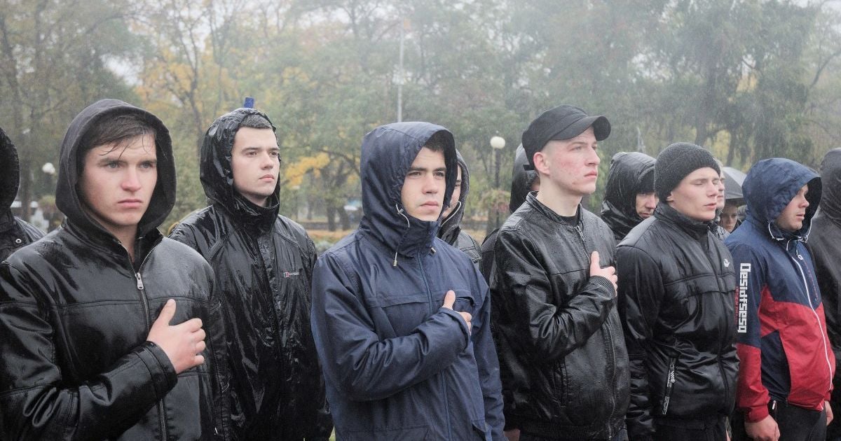 На Волині затримали військового, який "відмазував" від призову