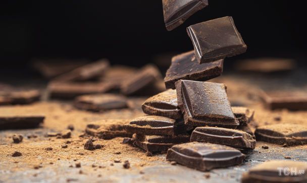 Эмоциональное переедание / © Credits