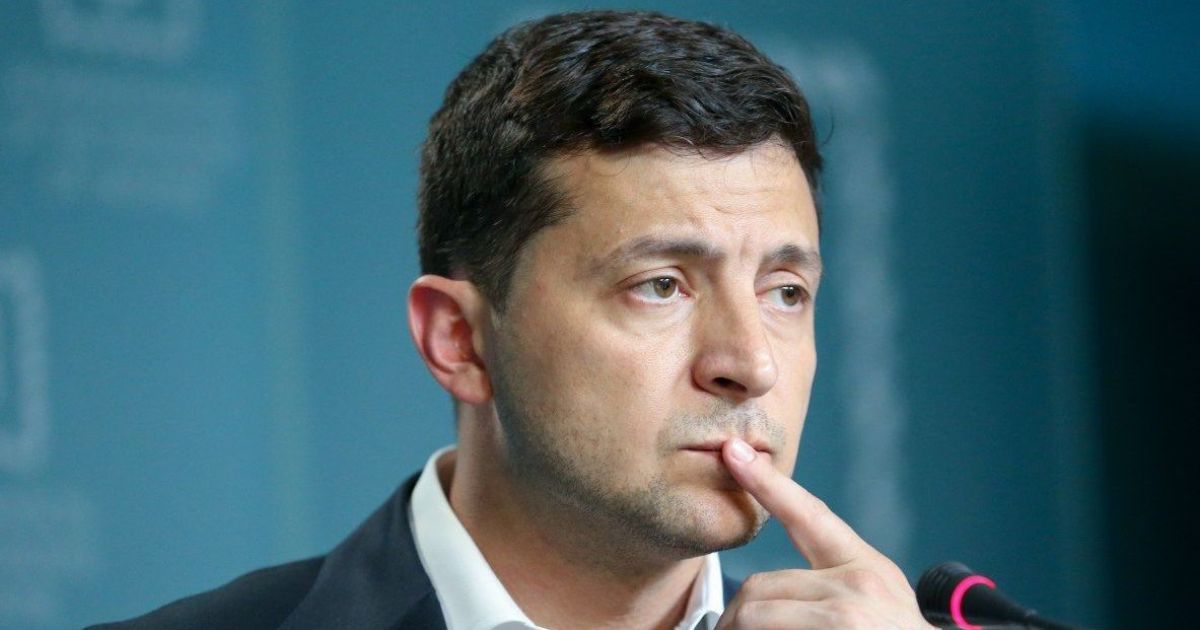 "Не обсуждаю приказы президента": мэр Черкасс пообещал Зеленскому решить проблемы города