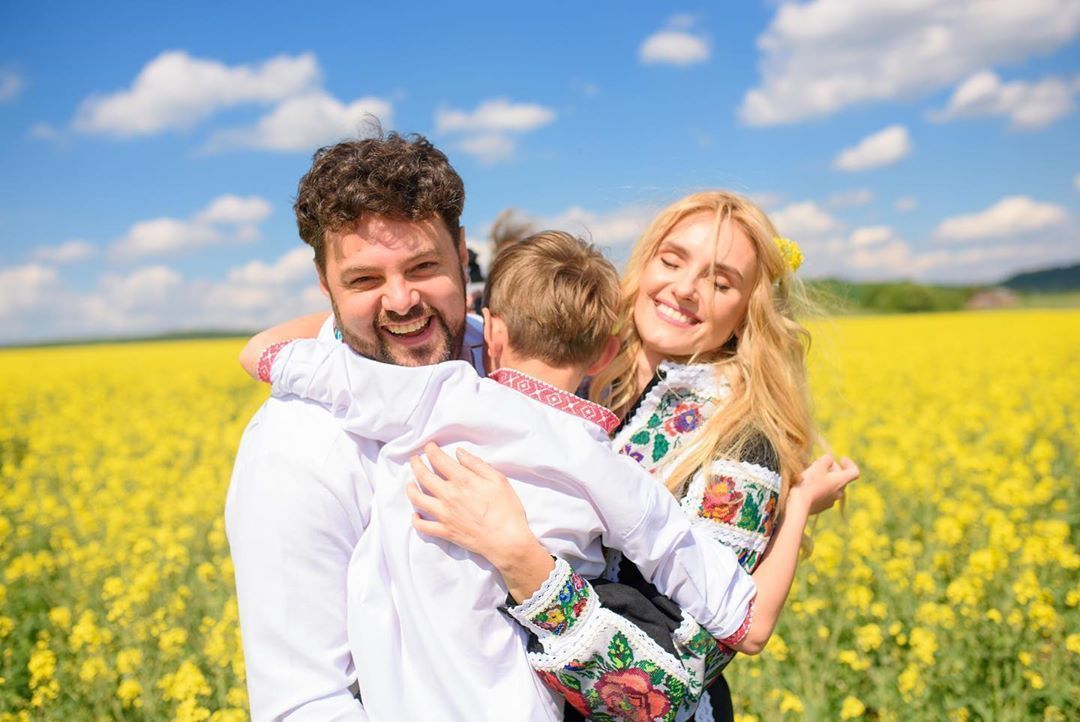 Ірина Федишин з чоловіком та дітьми_4