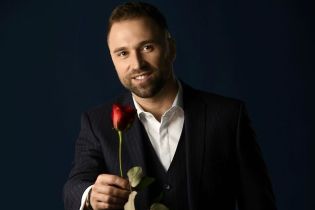 Красивый и сексуальный: звезда шоу "Холстяк" похвастался накачанным торсом