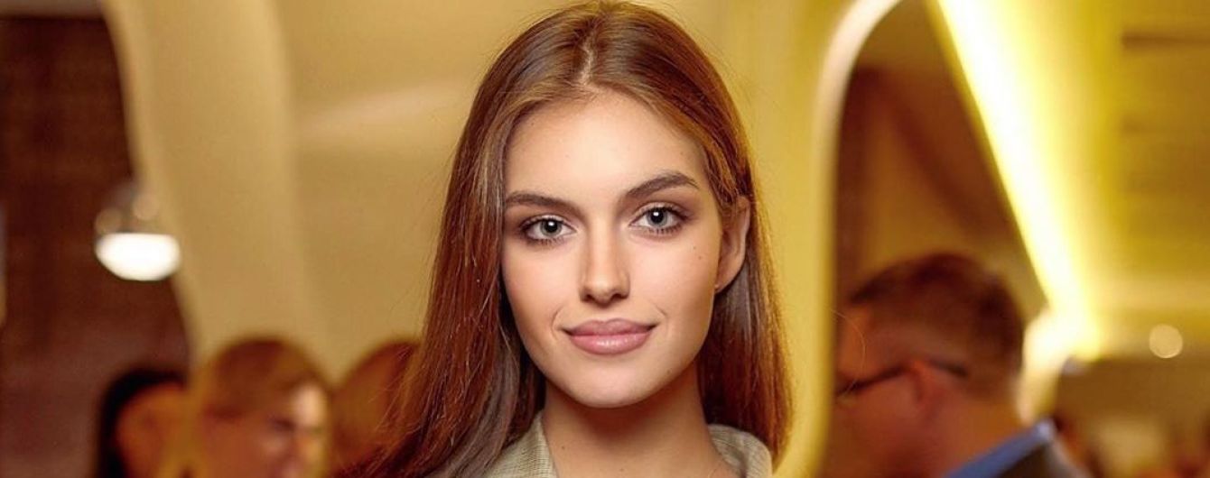 Жена Дмитрия Комарова показала себя 17-летнюю в первой вышиванке