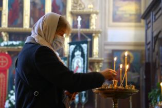 Пом'якшення карантину: як віряни східного обряду у храмах святкують Вознесіння Господнє