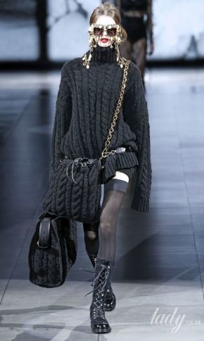 Трикотаж и сексуальность в коллекции Dolce & Gabbana сезона осень-зима 2020-2021