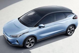 Geely представила електрокар із запасом ходу понад 100 км: названа ціна