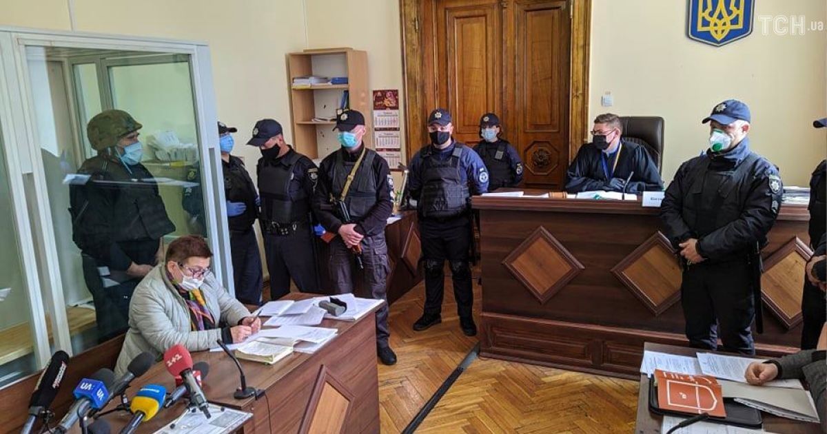 Житомирський стрілець розповів про те, що сталося вночі: відео із залу суду