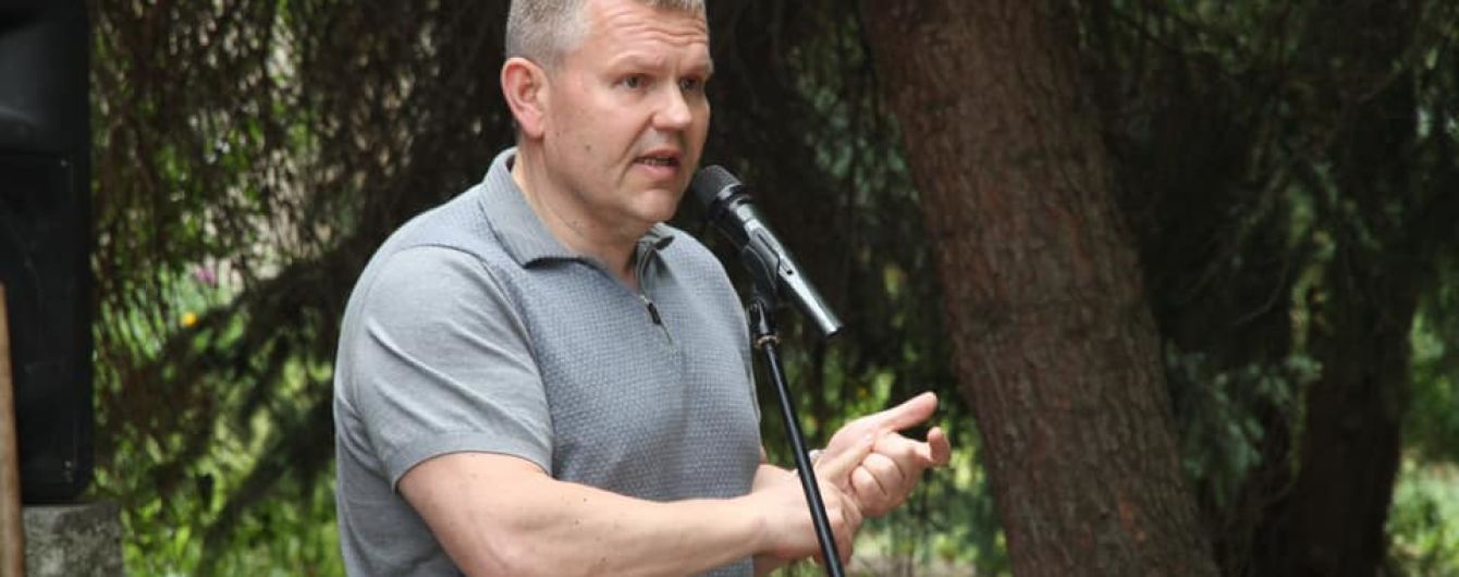 "Буду і далі допомагати": що написав у соцмережі нардеп Давиденко за день до смерті