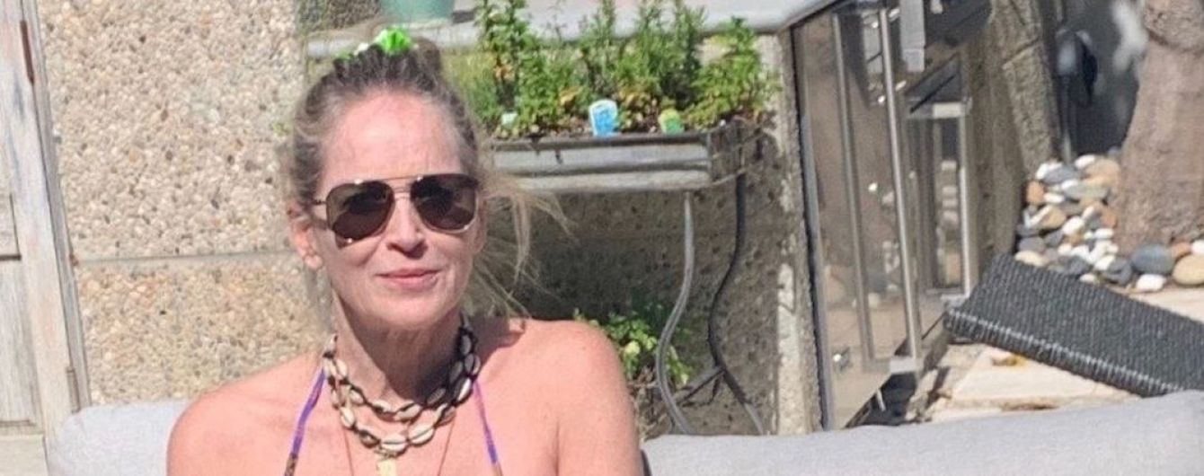 62-летняя Шэрон Стоун в бикини восхитила юзеров стройностью