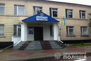 Зґвалтування у Кагарлику: постраждала дівчина вперше розповіла, що відбувалося у відділенні поліції