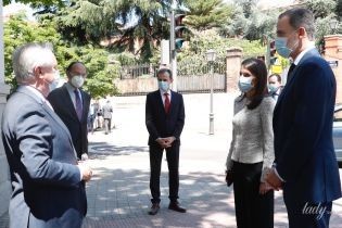 В жакеті і штанах: стильний вихід королеви Летиції