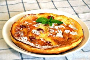 Голландський млинець - швидкий сніданок для всієї родини