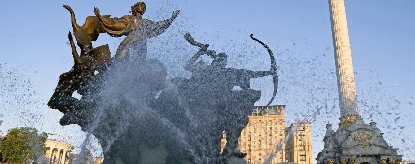 Онлайн марафон, театр з балкону і увімкнені фонтани: як у неділю в Києві відзначатимуть День міста