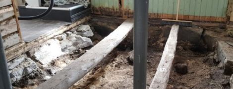 У Норвегії пара під підлогою спальні знайшла тисячолітню могилу вікінгів