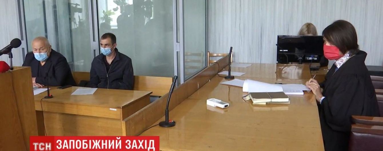 Полицейскому, которого подозревают в издевательстве над детьми в "Рассвете", присудили ночной домашний арест