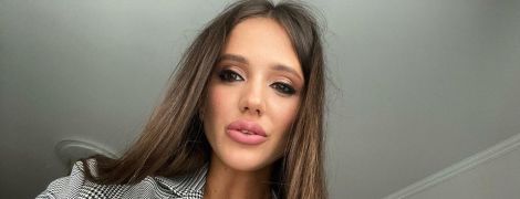 Победительница шоу "Холостяк" похвасталась ягодицами и прокомментировала измену Макса