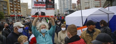 У Білорусі масово затримують опозиційних активістів