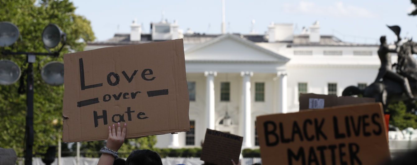 "Быстро решу проблему": Трамп пригрозил ввести армию в штаты, которые не смогут подавить протесты